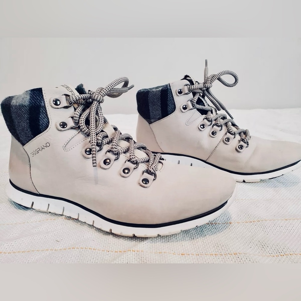 Cole haan zerogrand wool hiking boots / booties / sneakers size 8